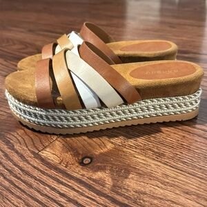 Leather platform slides